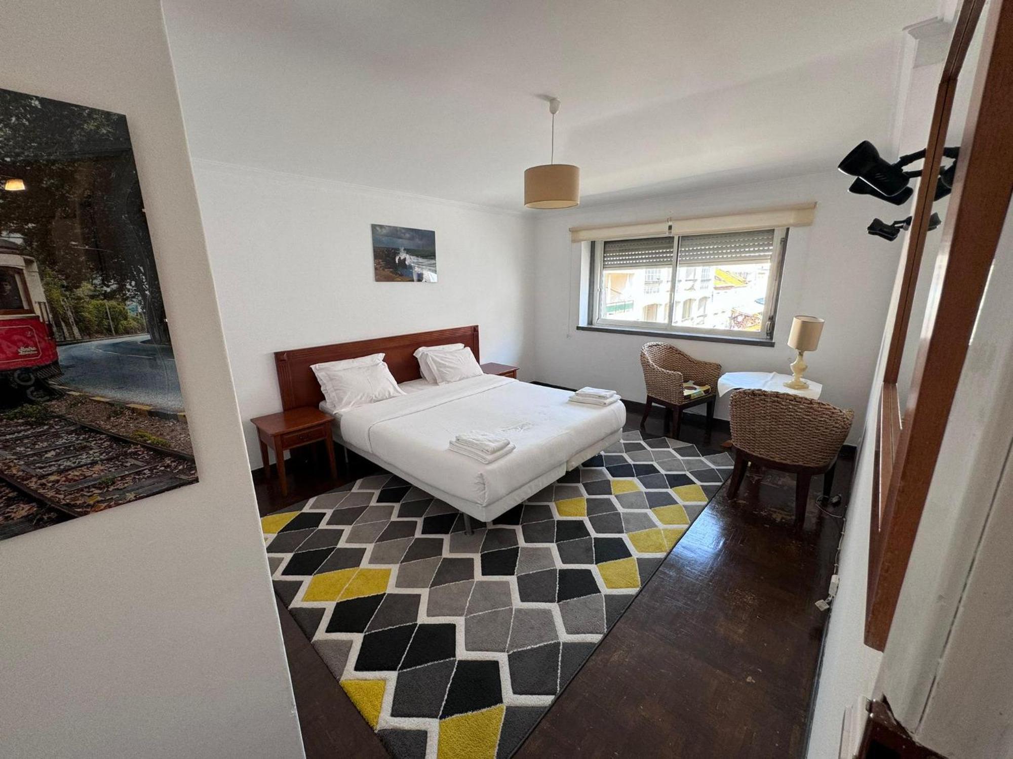 The Pearl - Cascais Guest House - City & Beach Екстер'єр фото