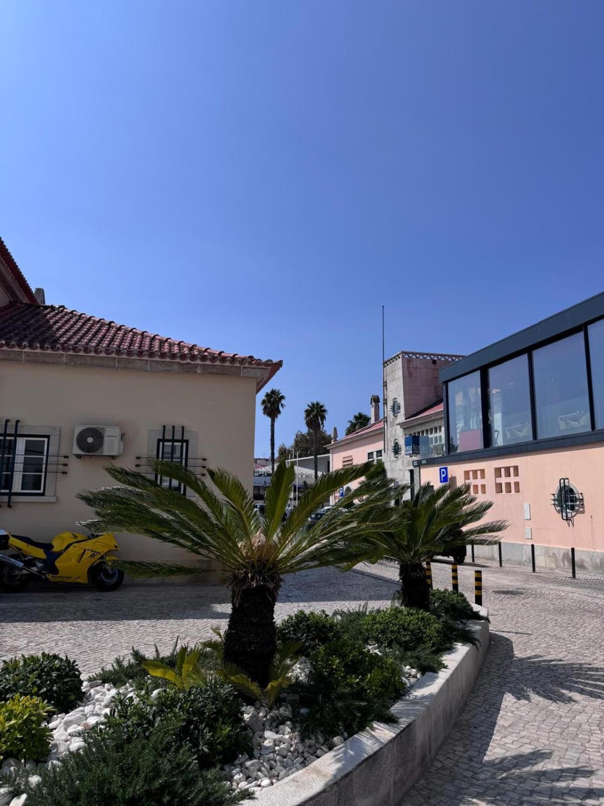 The Pearl - Cascais Guest House - City & Beach Екстер'єр фото